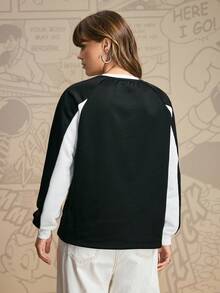 Astro Boy X SHEIN Sudadera casual de uso diario con mangas raglán, estampado de dibujos animados y contraste de color para mujer - Negro - Ver 2