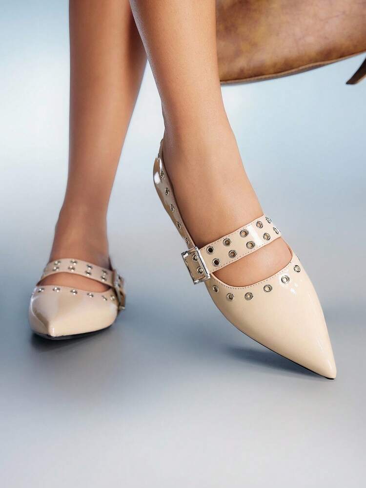 CUCCOO GRLICON Chaussures plates à la mode pour femmes avec rivets, bout pointu, confortables, douces et cool, pour un style casual chic et neutre