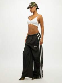 SUMWON WOMEN 阔腿家居服运动裤侧条纹休闲运动复古风格高腰飘逸裤秋冬运动休闲裤 - 黑色 - 查看 3