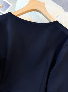 SHEIN Clasi 大码优雅通勤不对称纽扣衬衫 - 藍色 - 查看 4