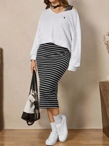 Zelara Plus Size Women's Knight Print Drop Shoulder Long Sleeve Sweatshirt And Striped Camisole Dress Casual 2 Pieces Set Plus Size Women Clothes 2 Piece Plus Size Airport Outfit Fall Clothes For Women Business Casual Woman Office Outfits For Women Old Money Style Women Going Out Tops For Women - Black and White - View 2