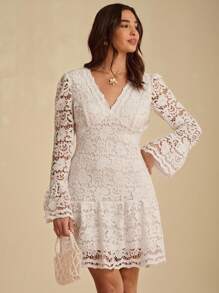Enchnt 优雅纯色蕾丝喇叭袖连衣裙 - 白色 - 查看 4