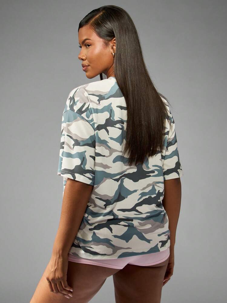 Missguided x Playboy Oversized Camouflage Print T-Shirt For Women Casual Loose Fit Short Sleeve Round Neck Summer Fall Fashion Tee