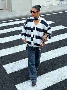 Muchica 女士秋季新款条纹V领宽松针织开衫（配围巾） - 藍白色 - 查看 6