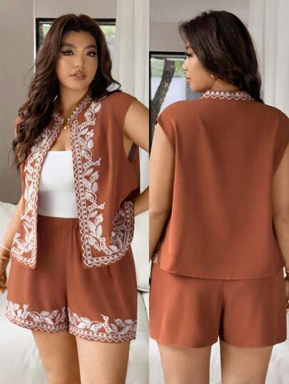 Vionelle Conjunto de camisa con cuello Mao y pantalones cortos con estampado floral, estilo de vacaciones de verano para mujer de talla grande