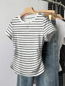 Women's Round Neck Short Sleeve Pleated Casual Versatile T-Shirt - Black - View 4