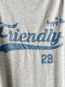 少女夏秋季休闲套装：格子衬衫和字母图案长裙，适合度假休闲穿着 - 彩色 - 查看 3