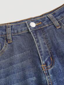 SHEIN بنطلون جينز أزرق كلاسيكي ضيق مرن ذو خصر منخفض وقصة واسعة للمراهقات