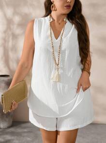 SHEIN CURVE+ Plus Size Women Elegant Casual Sleeveless Top And Shorts 2 Pieces Set