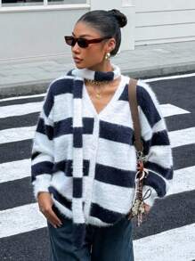 Muchica 女士秋季新款条纹V领宽松针织开衫（配围巾） - 藍白色 - 查看 5