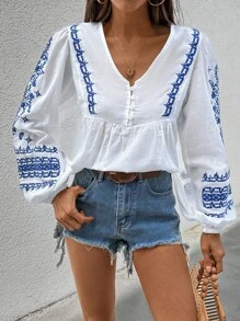 SHEIN Cottnline Blouse With Flower Embroidery, Lantern Sleeves, Boho Style - White - View 4