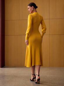MOTF PREMIUM 罗纹针织A字形毛衣裙 - 芥末黃 - 查看 4
