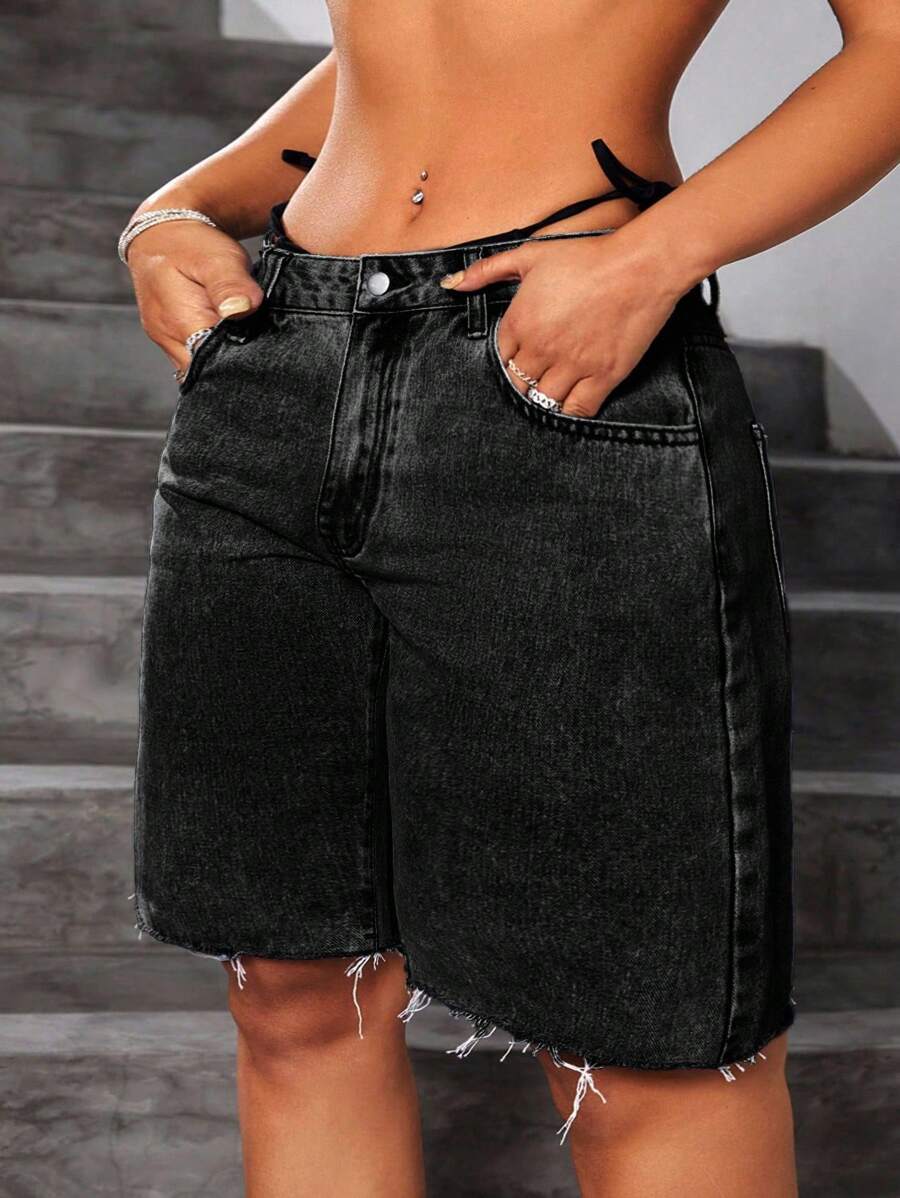 SHEIN EZwear 大码女式口袋磨边休闲百慕大牛仔短裤 - 黑色 - 查看 1