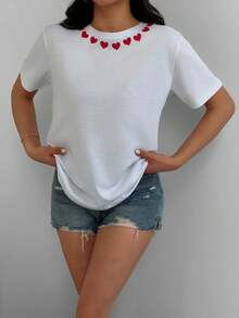 RueChic Woman Short Sleeve Solid Color Heart Printed Neck T-Shirt Tee - Cream - View 3