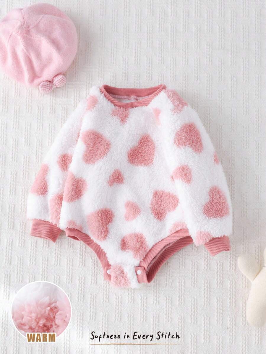 Cozy Pixies 女婴爱心图案加厚抓绒圆领长袖连体衣，女婴冬季新生儿服装，女婴爱心套装，柔软婴儿服，粉色女婴套装 - 彩色 - 查看 1