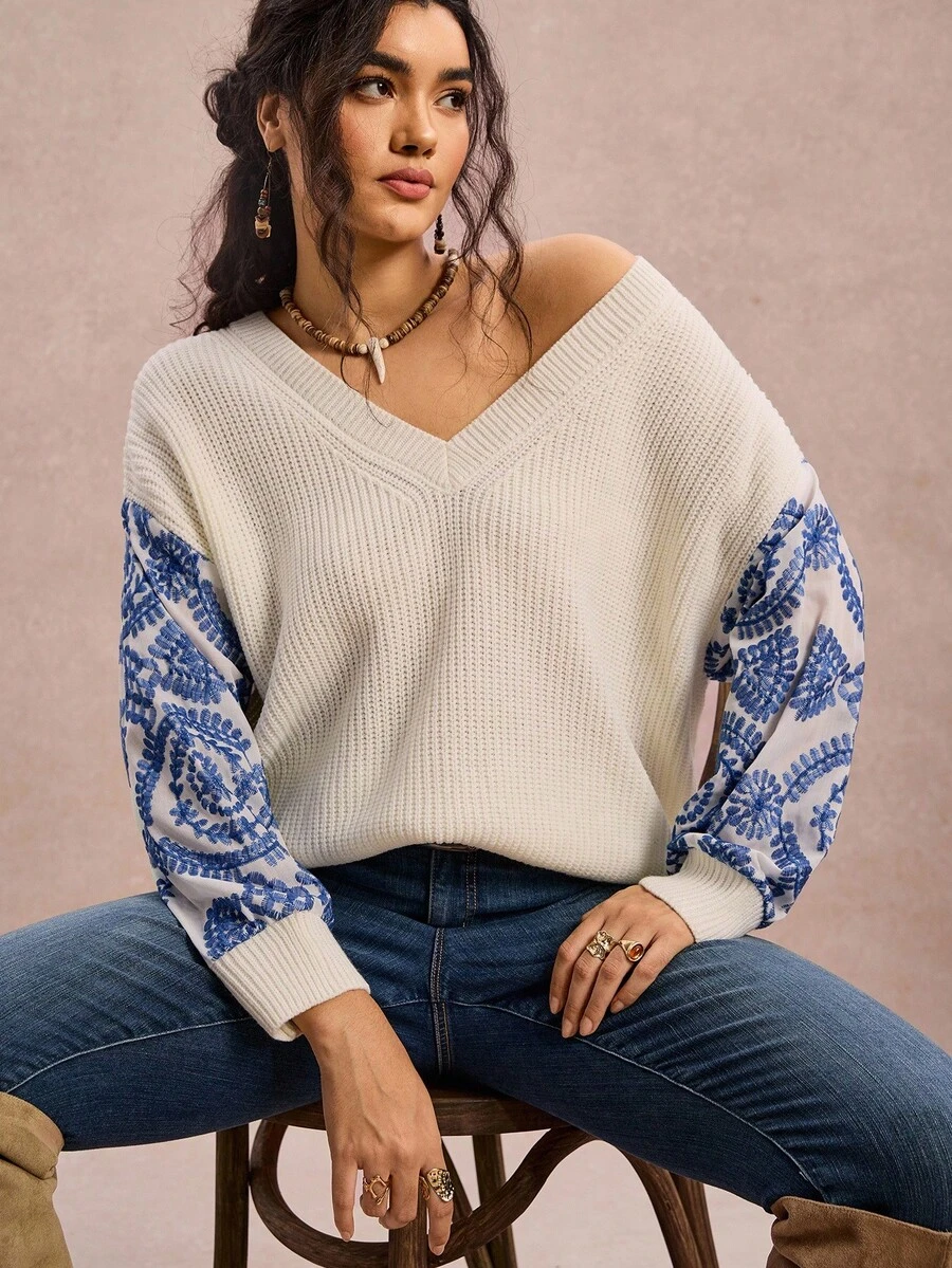 SHEIN VCAY 大码休闲刺绣拼接毛衣，秋冬季女装，大码露肩毛衣，秋季毛衣，仙女风，适合锐舞派对、音乐节、办公室、外出、西部风情等各种场合，大码波西米亚风上衣，秋季百搭单品 - 彩色 - 查看 1