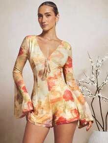 L'Amorae 优雅喇叭袖低领前系带迷你连体衣 - 彩色 - 查看 4