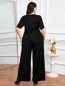 Modelyn 2pcs/Set Loose Casual Plus Size V-Neck Twist Front Textured Short Sleeve - Black - View 3