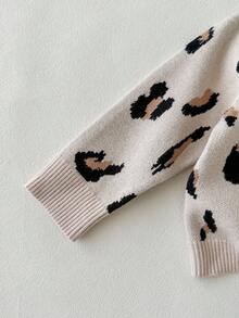 SHEIN Babygirl Casual Leopard Print Knitted Cardigan, Versatile For Autumn/Winter Baby Girl Leopard Cardigan Leopard Print Baby Sweater Baby Knitwear Infant Girl Clothes Leopard Print Baby Girl Fall Sweater - Camel - View 4