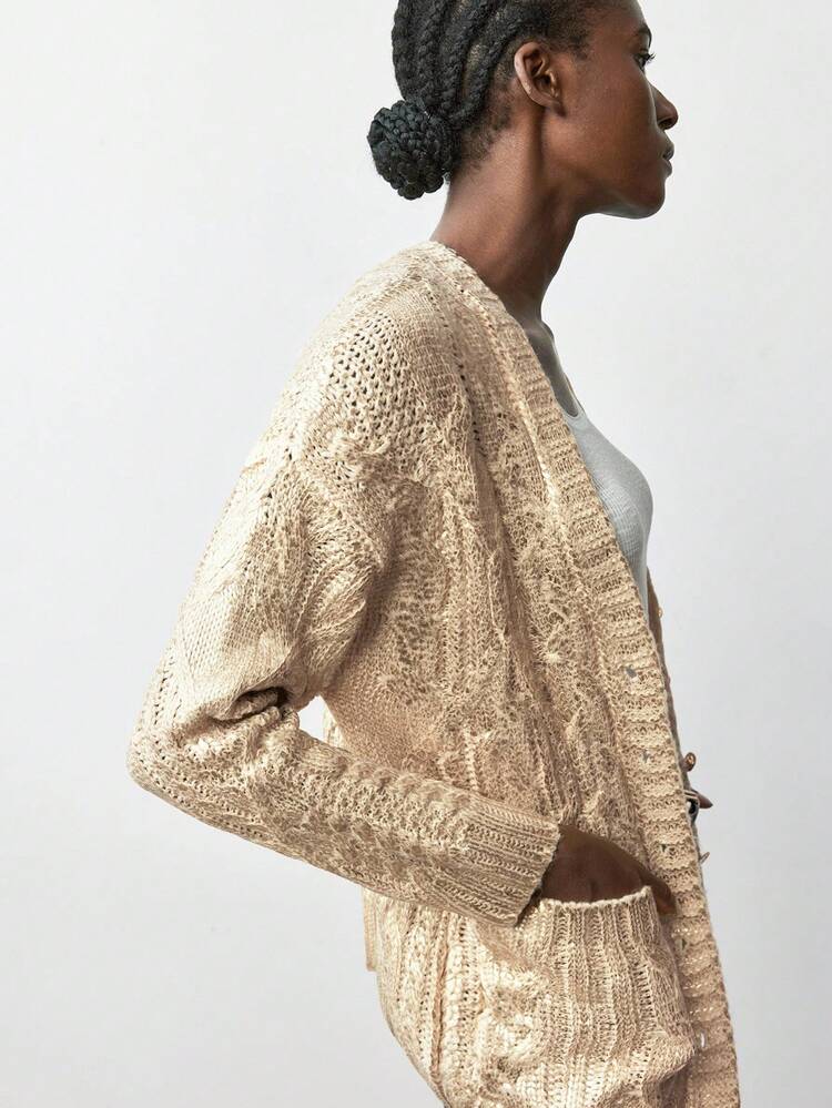 SHEIN Maija Women's Light Apricot Gold Foil Textured V-Neck Loose Batwing Long Sleeve Comfortable Sweater Cardigan, Removable Collar Decor, Versatile For Business, Casual, Office Wear, Chic Urban Style, Suitable For Spring, Autumn, Winter Suitable For Everyone, Street Fashion Wear, Coffee Shop Wear, Relaxed Wear All-Season Street Style, Sophisticated, Simple And Cool Versatile And Comfortable Sweater For Fall And Winter Modern Vacation Nomadic Casual Fashion All-Match Women's Country Concert Clothing Western