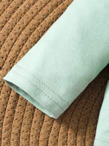 SHEIN Newborn Baby Cartoon Giraffe Print Long Sleeve Top And Pants Set - Green - View 4