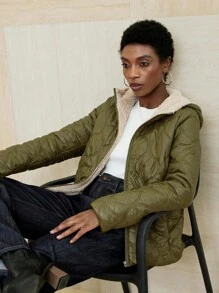 GENKIRA Abrigo acolchado para mujer con forro elegante y de moda, polar suave y cómodo, diseño clásico de pespunte acolchado - Verde militar - Ver 1