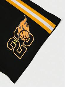 Manfinity Homme Men's Printed Contrast Trim Short Sleeve T-Shirt And Shorts Set , Men S Two Pieces Short Sets , Chicago Shirt - Black - View 4