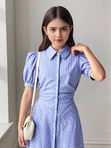 SHEIN 青少年女孩休闲复古优雅修身编织条纹褶皱 A 字形纽扣前抽绳腰部泡泡袖连衣裙，适合返校、居家、郊游、派对，蓝色 - 藍色 - 查看 1