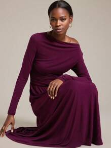 Ontre Phong cách thanh lịch, Thiết kế tối giản, Chất liệu, Vải dệt kim, Màu đỏ tía, Tay dài, Cổ đứng nhỏ, Chi tiết nhún bèo, Dáng rộng, Váy maxi nữ, Váy xòe, Trang phục mùa thu, Trang phục thường ngày, Trang phục công sở thường ngày - Màu Đỏ Sâu - Xem 5