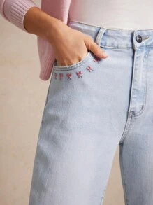High Rise Bow Embroidered Cuff Slim Straight Denim Jeans Summer Vacation Country Concert - Light Wash - View 2