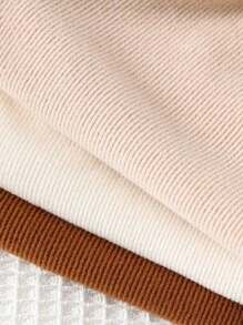 Cozy Pixies 3件套新生女宝宝纯色荷叶边长袖连体衣套装，百搭舒适的中性色婴儿服装，摩卡色婴儿服装，棕色婴儿服装，女宝宝连体衣，中性时尚套装，适合秋冬季节。