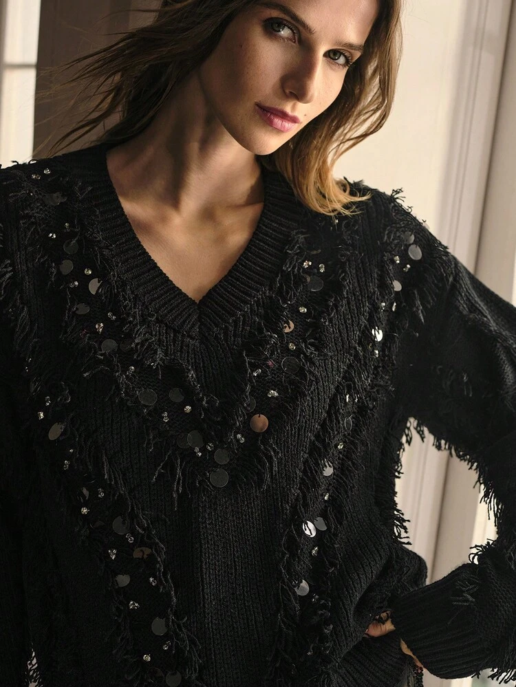 CONTRAST SEQUIN RHINESTONE DETAIL SWEATER