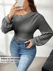 Firerie Áo thun nữ tay dài vai chéo họa tiết quả dứa cỡ lớn không đối xứng, áo phông mùa thu cho nữ - Đen và trắng - Xem 1