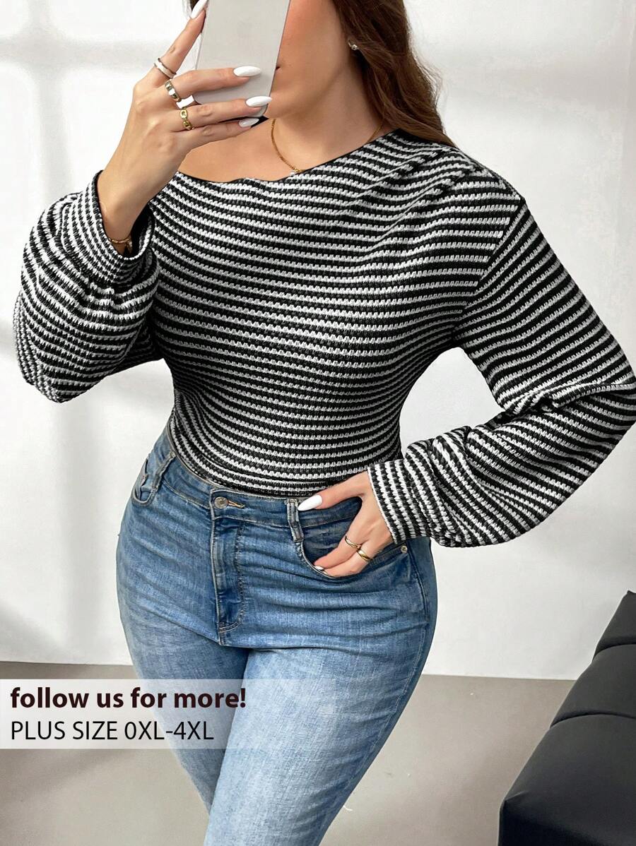 Firerie Áo thun nữ tay dài vai chéo họa tiết quả dứa cỡ lớn không đối xứng, áo phông mùa thu cho nữ - Đen và trắng - Xem 1