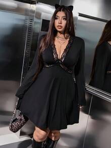 SHEIN EZwear 大码女式撞色蕾丝 V 领喇叭袖优雅连衣裙 - 黑色 - 查看 8