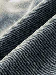 EURMUSE Plus Size Women Pockets Loose Fit Casual Versatile Denim Jeans - Light Wash - View 4