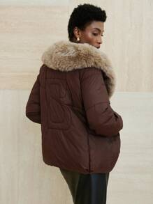 Aveloria Modichic Premium gepolsterter Mantel mit abnehmbarem Fellkragen, kurzer Stil, hochwertiger Wintermantel für Frauen - Kaffeebraun - Übersicht 2
