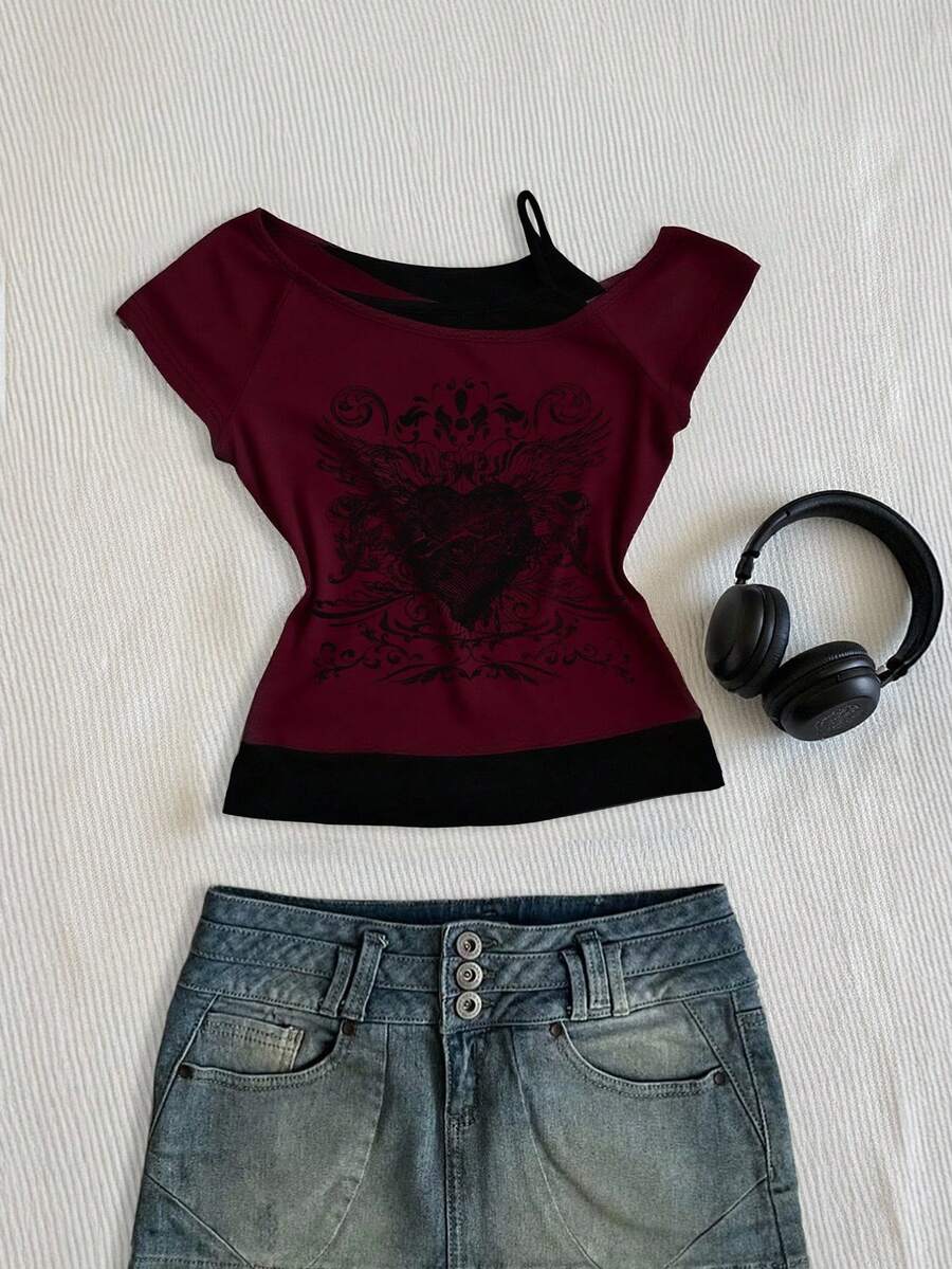 SHEIN Y2K 风格女式不对称领口心形印花 T 恤，送给姐妹的绝佳礼物 - 酒紅色 - 查看 1