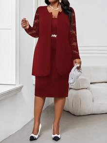 SHEIN Lady 春夏休闲优雅波西米亚风V领黑白长款复古印花长衬衫加大码直筒阔腿裤加大码两件套 - 酒紅色 - 查看 3