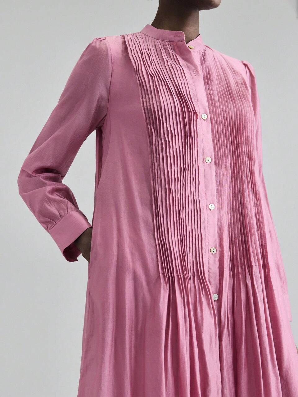 2026 SS New Women's Long Sleeve Ruched Loose Dress, Elegant Minimalist, Bohemian Style, Dress, Beach Holiday Outfit