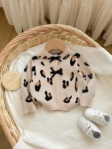 SHEIN Babygirl Casual Leopard Print Knitted Cardigan, Versatile For Autumn/Winter Baby Girl Leopard Cardigan Leopard Print Baby Sweater Baby Knitwear Infant Girl Clothes Leopard Print Baby Girl Fall Sweater - Camel - View 5