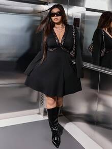 SHEIN EZwear 大码女式撞色蕾丝 V 领喇叭袖优雅连衣裙 - 黑色 - 查看 7