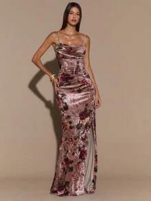 SHEIN BAE 蕾丝边细肩带花卉印花长裙，高开叉修身长裙，女士优雅曲线连衣裙，度假连衣裙，情人节约会连衣裙，伴娘迷你连衣裙，印花连衣裙 - 彩色 - 查看 4