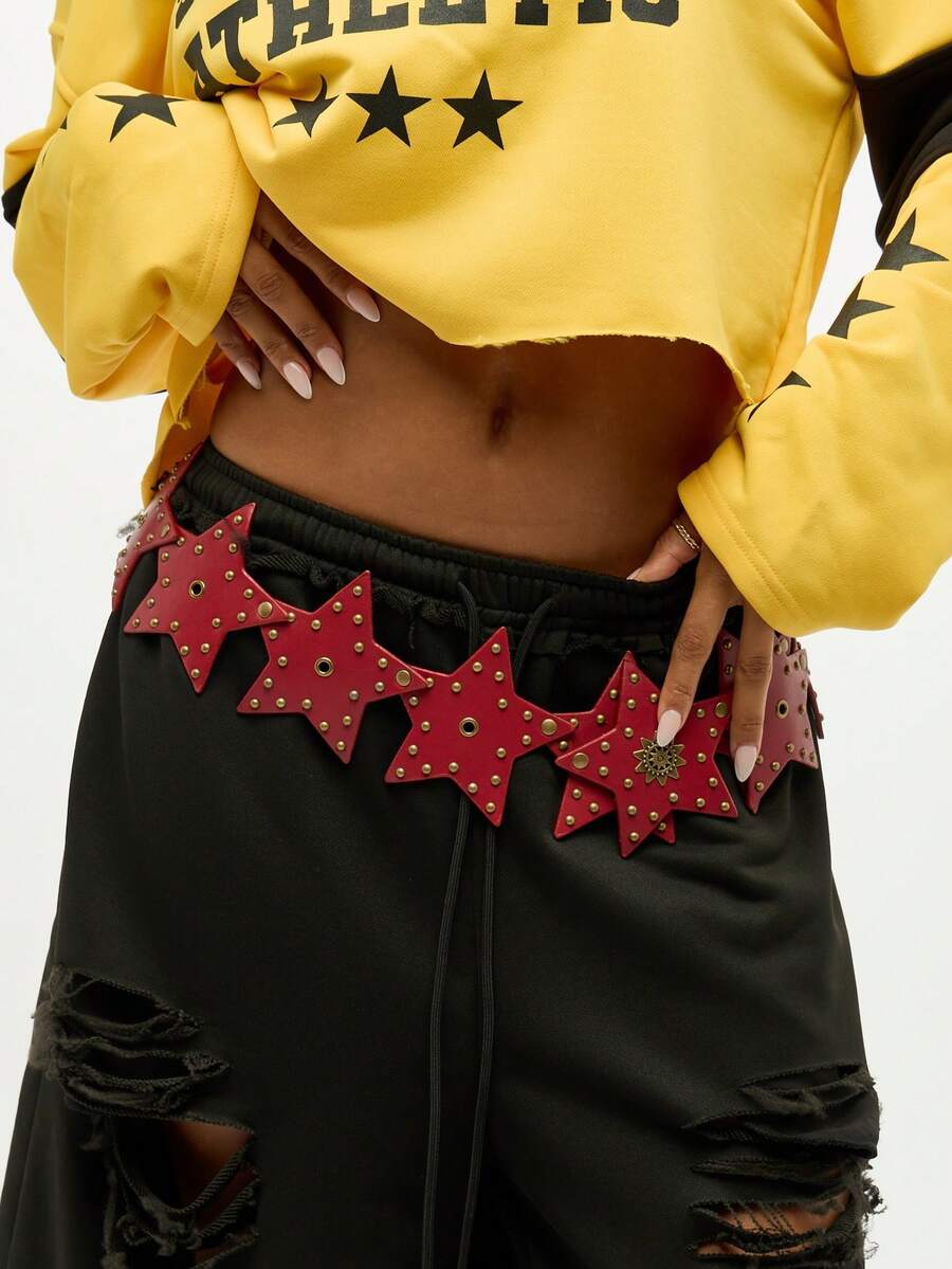 SUMWON WOMEN 星星装饰腰带 铆钉西部波西米亚风节日皮革红星个性腰带 女士链条腰带 可拆卸狂欢音乐会配饰 - 紅色 - 查看 1