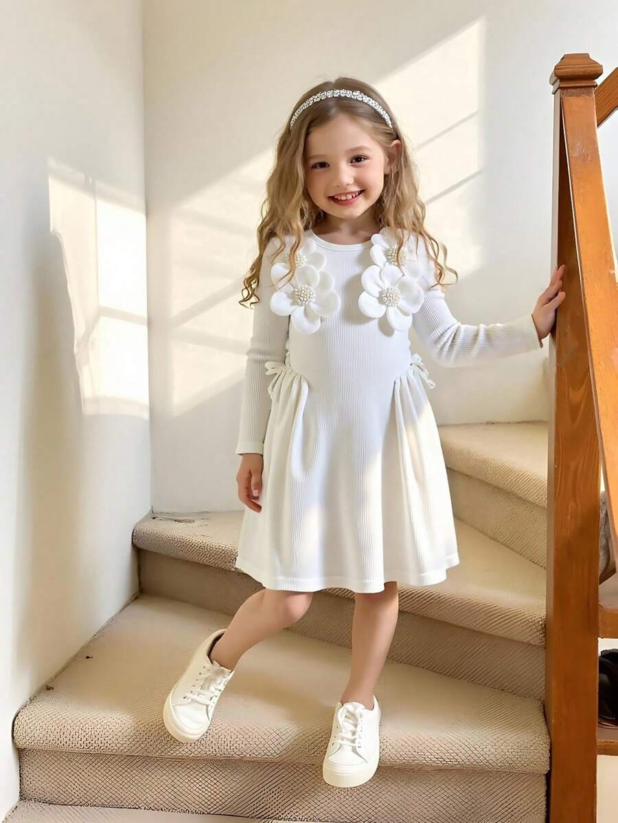 Elladie kids Abito corto bianco elegante e minimale per ragazze, collo tondo, maniche a raglan, vita alta, in tessuto a costine con decorazione floreale 3D, adatto per il ritorno a scuola con fiocco, per tutte le stagioni