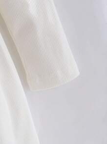 Elladie kids Abito corto bianco elegante e minimale per ragazze, collo tondo, maniche a raglan, vita alta, in tessuto a costine con decorazione floreale 3D, adatto per il ritorno a scuola con fiocco, per tutte le stagioni