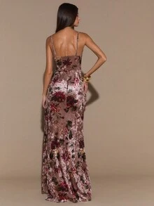 SHEIN BAE 蕾丝边细肩带花卉印花长裙，高开叉修身长裙，女士优雅曲线连衣裙，度假连衣裙，情人节约会连衣裙，伴娘迷你连衣裙，印花连衣裙 - 彩色 - 查看 2