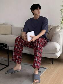 DAZY Navy Plaid Pants And T-Shirt Men's Loungewear Set, Spring/Summer Pajama - Navy Blue - View 4