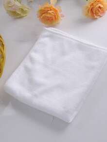 SHEIN Valentine's Day Gifts: Fun Absorbent Towels For Your Husband Or Boyfriend. Romantic Embroidered Handkerchiefs For Your Couple. Valentine's Day, Wedding And Anniversary Gifts: Soft Absorbent Towels, 11.81*11.8 In Handkerchiefs, 1 Or 2 In A 5-Piece Set