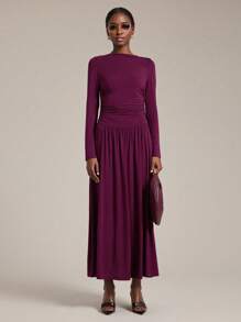 Ontre Phong cách thanh lịch, Thiết kế tối giản, Chất liệu, Vải dệt kim, Màu đỏ tía, Tay dài, Cổ đứng nhỏ, Chi tiết nhún bèo, Dáng rộng, Váy maxi nữ, Váy xòe, Trang phục mùa thu, Trang phục thường ngày, Trang phục công sở thường ngày - Màu Đỏ Sâu - Xem 3